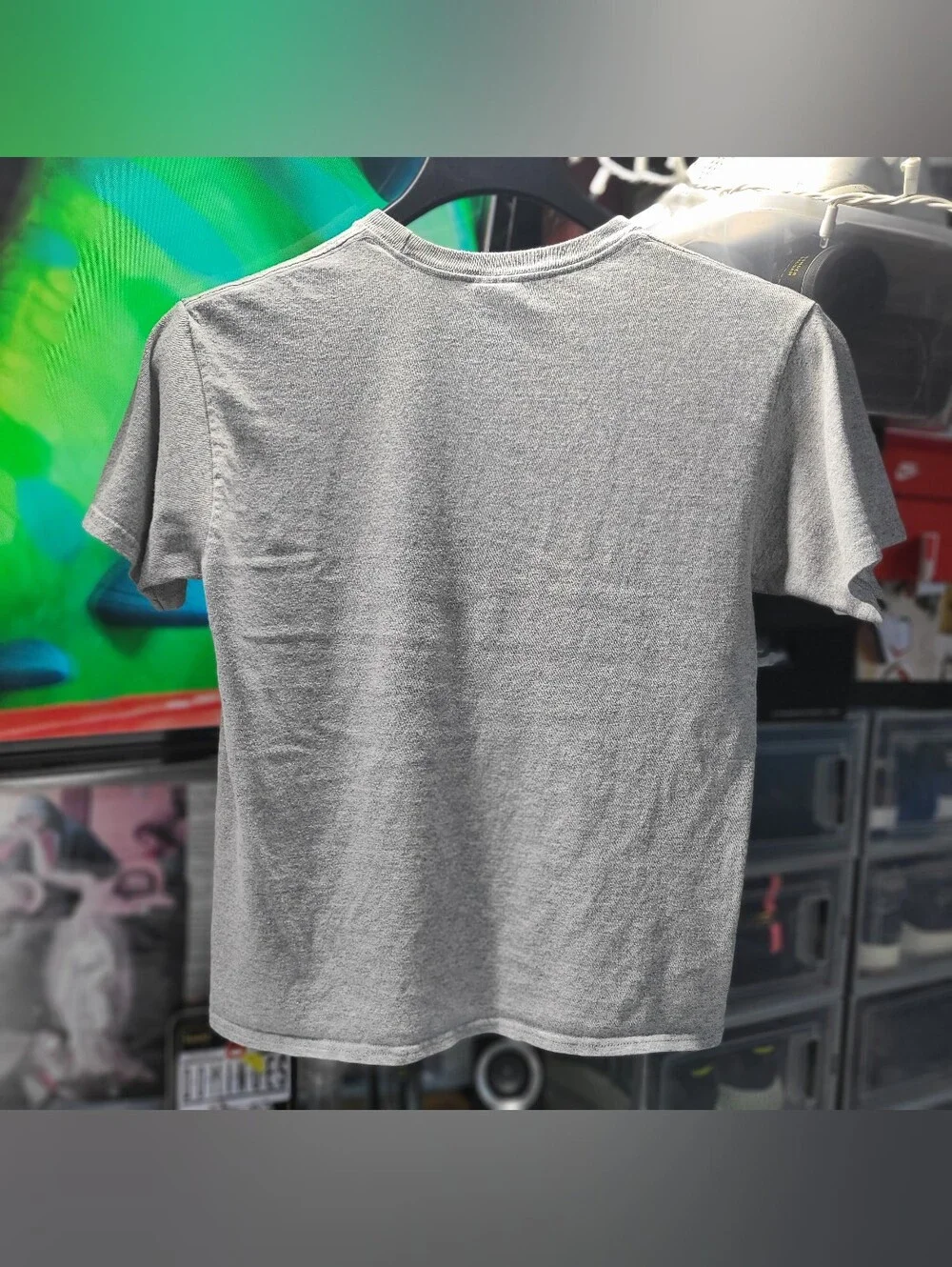 Delta Gray T‑Shirt with T‑Rex Graphic and Flag Sunglasses